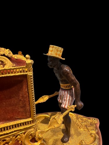 Petite chaise à porteurs avec nécessaire à couture, France seconde moitié du XIXe siècle - Galerie Francesco De Rosa