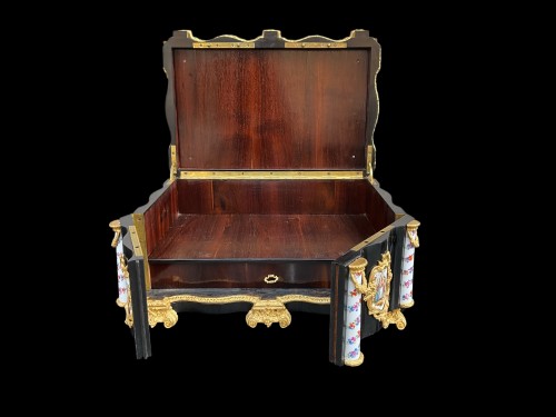 Napoléon III - Coffret en bois ébénisé à plaque de porcelaine, A. KOCH 1866