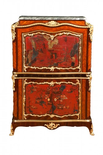 Secretaire en bois de rose et panneaux laqués, fin XIXe