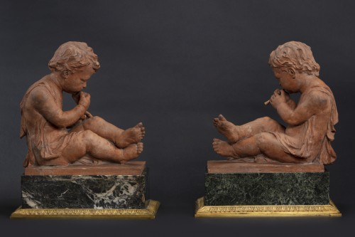Antiquités - Paire de putti en terre cuite, France fin XVIIIe siècle