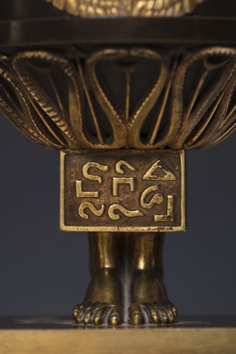 Directoire - Paire de vases Osiris-Canopus, début XIXe siècle