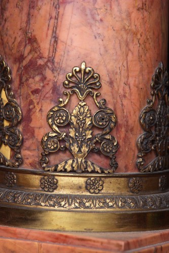 Column in pink marble - 