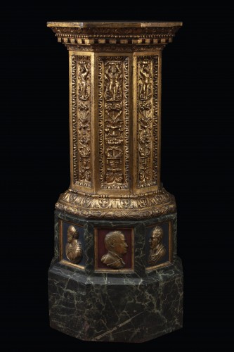 Column in painted terracotta - 