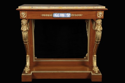 Console en satiné - Mobilier Style Restauration - Charles X