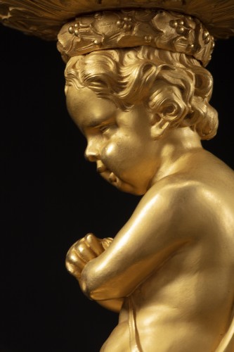 Antiquités - A gilt bronze table centerpiece 