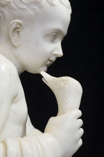 XIXe siècle - Enfant et oie, marbre blanc de Carrare 19e siècle