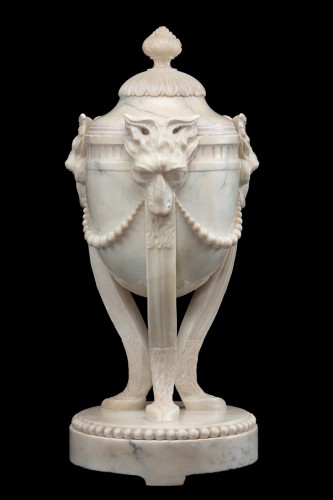 Antiquités - Alabaster centerpiece
