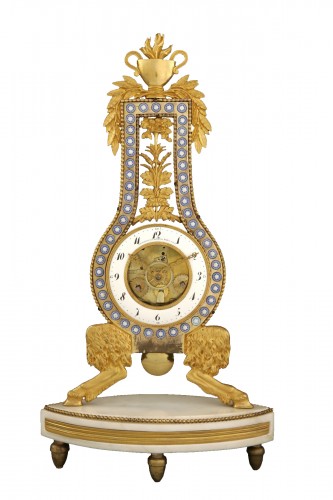 Directoire period clock, model of Jean Simon DEVERBERIE