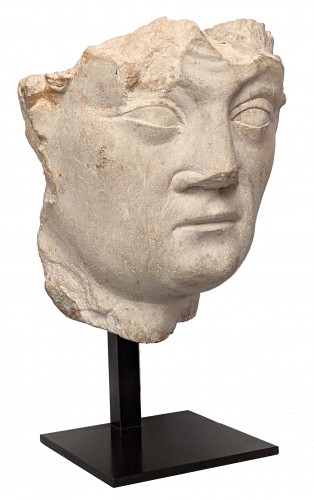 14th century limestone head of a man - Sculpture Style Middle age