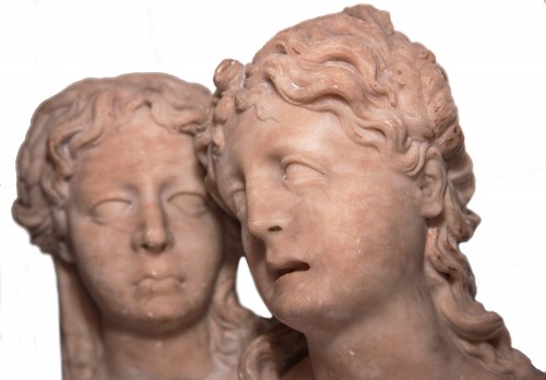 Pair of feminine busts, alabaster, Southern Netherlands circa 1550 - 