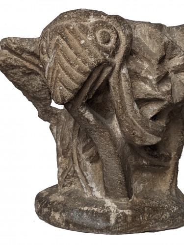 Moyen Âge - Chapiteau roman du XIIe siècle en calcaire
