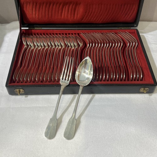 18 couverts à entremet en argent massif, Soufflot à Paris - Argenterie et Arts de la table Style 