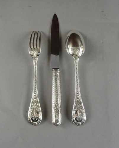 Ménagère en argent massif de 205 pièces par Boin-Taburet et Puiforcat à Paris - Galerie Lassus