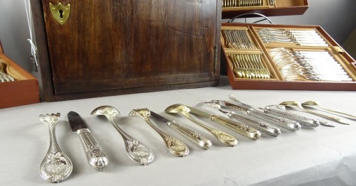 Napoléon III - Ménagère en argent massif de 205 pièces par Boin-Taburet et Puiforcat à Paris