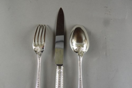 Antiquités - Ménagère en argent massif de 205 pièces par Boin-Taburet et Puiforcat à Paris