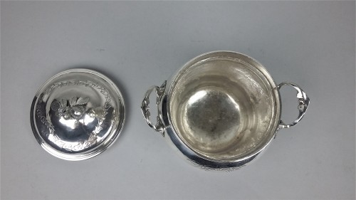 XVIIIe siècle - Sucrier en argent de Marseille 1783 par Joseph Teissere