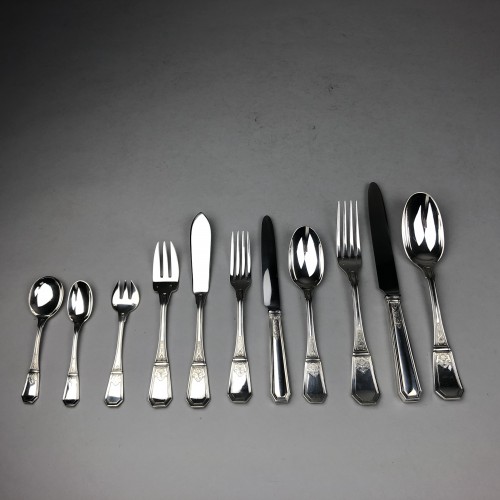 silverware & tableware  - Tétard - Versailles menagere set of 148 pieces in solid silver