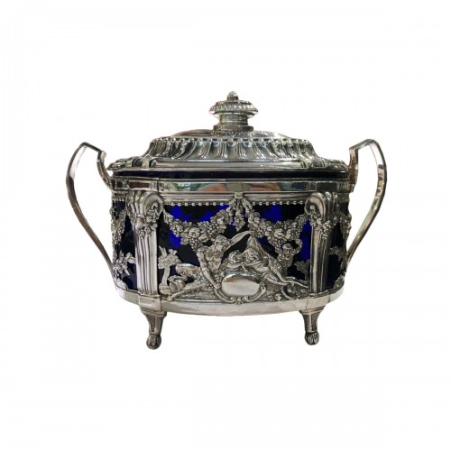Silver sugar bowl by Marc-Etienne JANETY in Paris in 1786