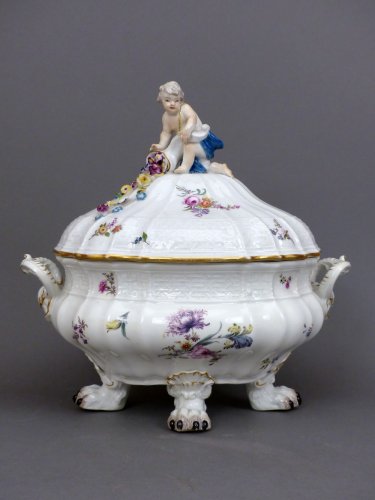 Terrine en porcelaine de Meïssen du milieu du XVIIIe siècle