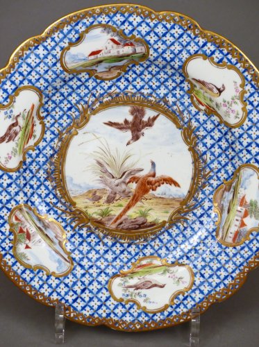 Porcelain & Faience  - 18th century Chantilly Soft-paste Plate