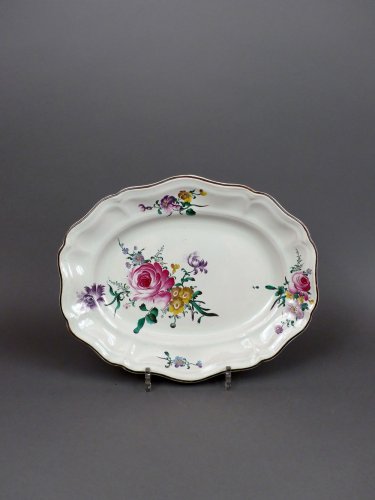 18th c. platter in faïence of Strasbourg signed J. H. for Joseph Hannong - Porcelain & Faience Style Louis XV