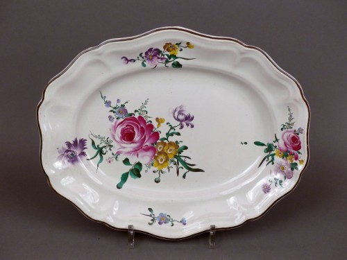 18th century - 18th c. platter in faïence of Strasbourg signed J. H. for Joseph Hannong