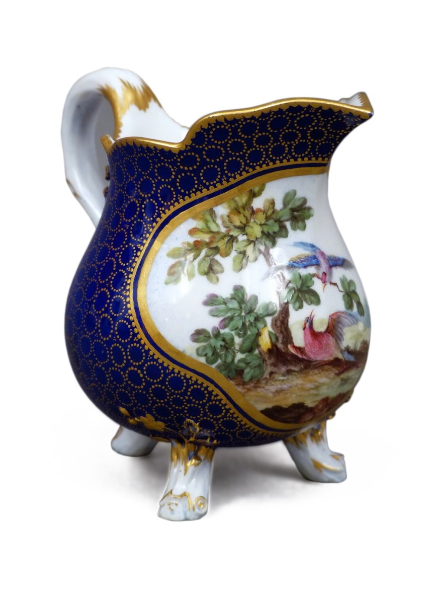 ANCIEN PICHET EN PORCELAINE, POT à LAIT avec couvercle anti