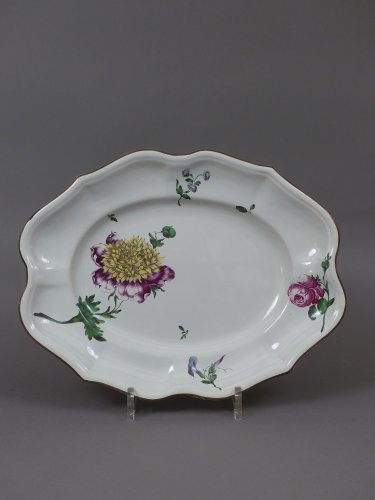 French faience of Strasbourg -  Platter by Paul Hannong, circa 1752 - 1760 - Porcelain & Faience Style Louis XV