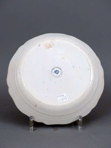 Céramiques, Porcelaines  - Assiette révolutionnaire en faïence de Nevers du XVIIIe siècle