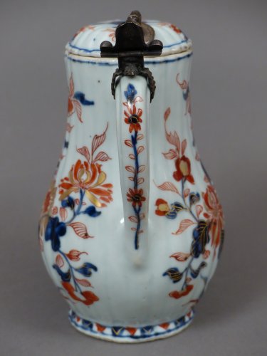  - Verseuse en porcelaine de Chine d"époque Yongzheng