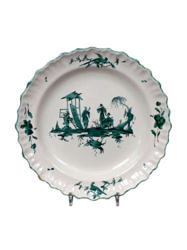 French Moustiers platter - Ferrat Factory circa 1780