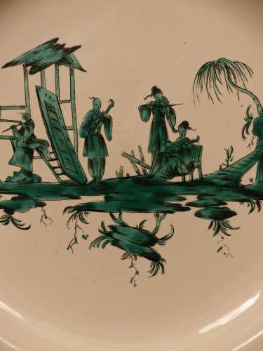 French Moustiers platter - Ferrat Factory circa 1780 - Porcelain & Faience Style 