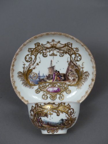 Tasse, sous tasse et cafetière de Meïssen, période J.G. Hörold 1730-1740 - Céramiques, Porcelaines Style 