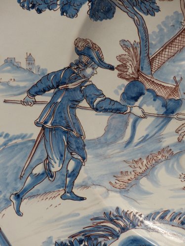 Céramiques, Porcelaines  - Plat de chasse en faïence de Nevers du XVIIe siècle