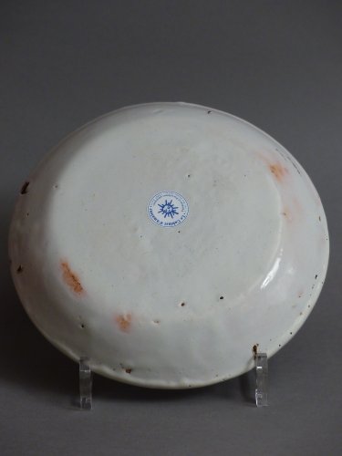 Céramiques, Porcelaines  - Assiette de "métier" en faïence de Nevers