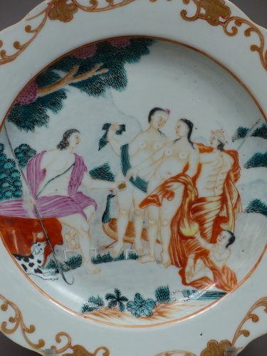  - Assiette en porcelaine de Chine dite "de la Cie. des Indes" Le jugement de Paris"