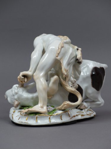 Héraclès combattant le taureau de Crête, Meissen 1740 - 1745 - Le Cabinet d'Amateur