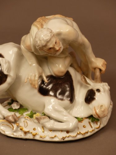 Héraclès combattant le taureau de Crête, Meissen 1740 - 1745 - 