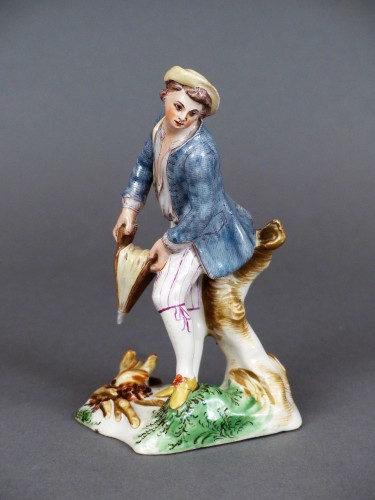 Statuette en faïence de Niderviller XVIIIe siècle - Céramiques, Porcelaines Style Louis XV