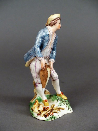 Céramiques, Porcelaines  - Statuette en faïence de Niderviller XVIIIe siècle