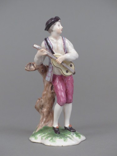 Statuette en faïence de Niderviller XVIIIe siècle - Céramiques, Porcelaines Style Louis XV