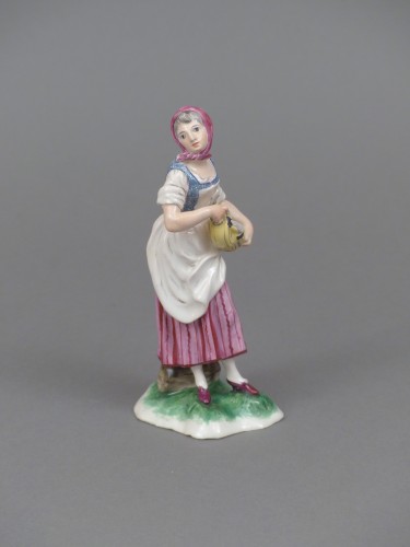 Céramiques, Porcelaines  - Joueuse de vielle à roue, en faïence de Niderviller, XVIIIe siècle