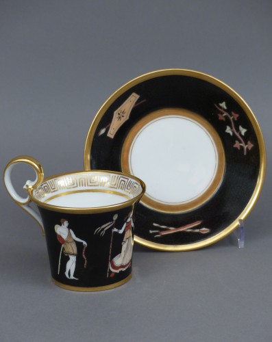 Manufacture Dagoty une tasse et sa sous tasse - Céramiques, Porcelaines Style Empire