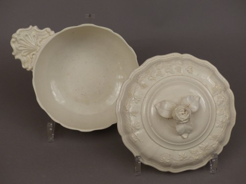 Louis XV - Pot à oille en faïence fine de Pont aux Choux vers 1765