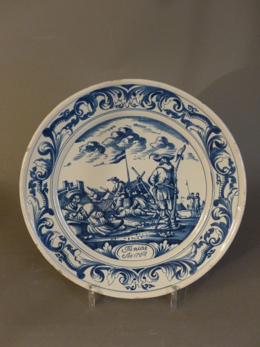 Plat en faïence de Makkum, 18e siècle - Louis XV