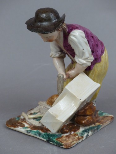 Statuette in hard porcelain from Strasbourg, signed Joseph Hannong, 18th century - Porcelain & Faience Style Louis XV