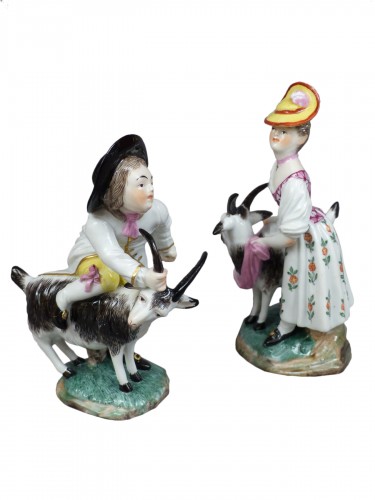 Goatherd and goatherd in hard porcelain of Hochst made by J.P.Melchior