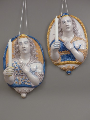 Antiquités - Rarissimes appliques en faïence Nevers de la 1ere moitié du 17e siècle