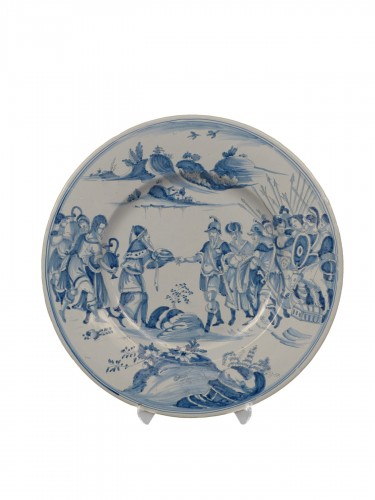 Large dish with "Istoriati" in Nevers earthenware (1640 - 1660)