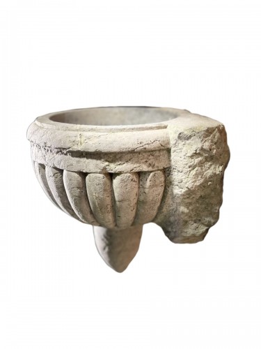 Stoup In Marble Stone - Late 16th Century